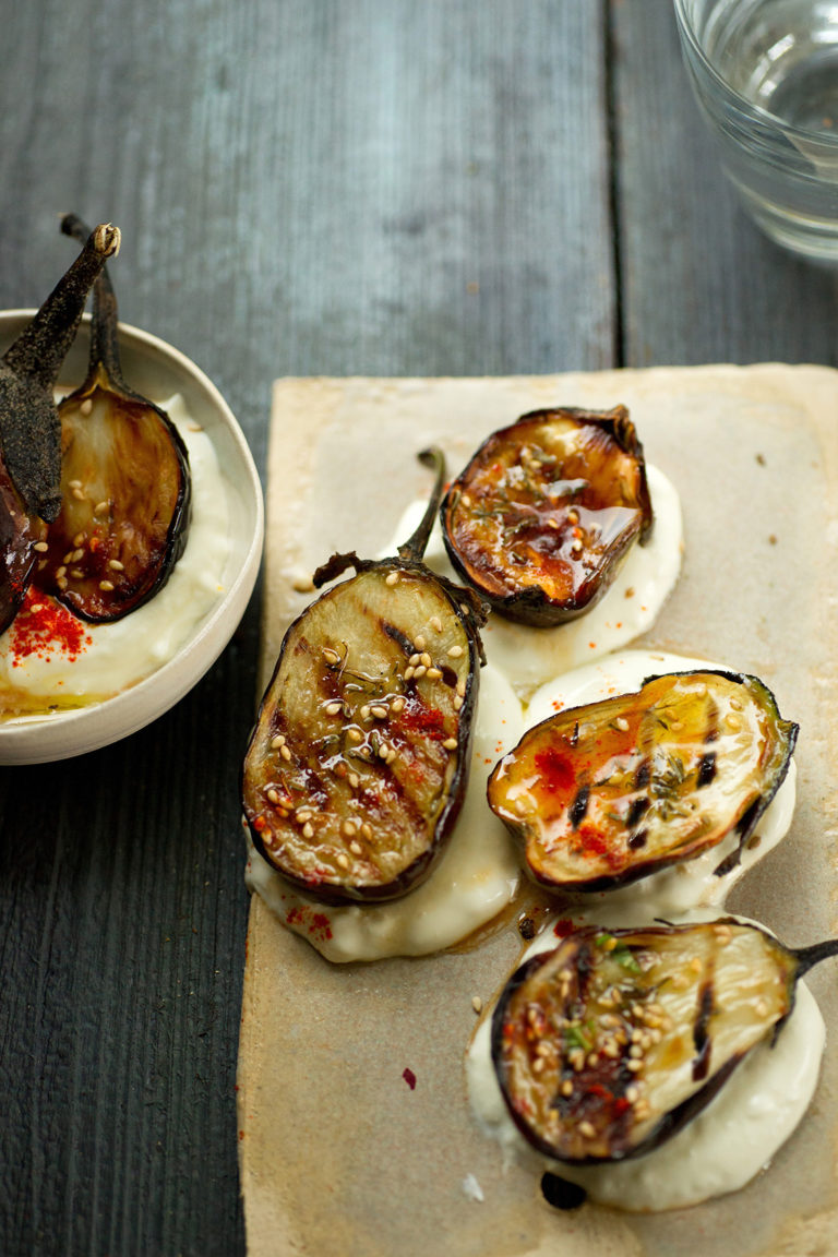 Teaser Grilled mini aubergines with Tomami