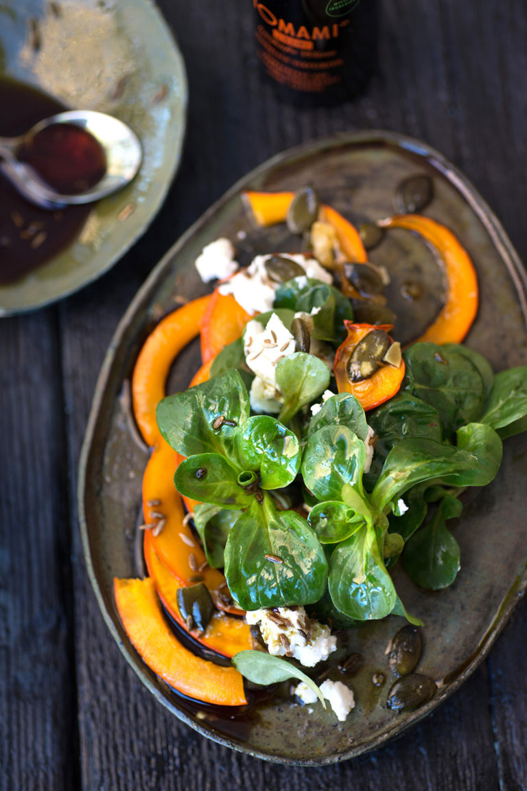 Teaser Lamb’s Lettuce with pumpkin croquant and Tomami Dressing