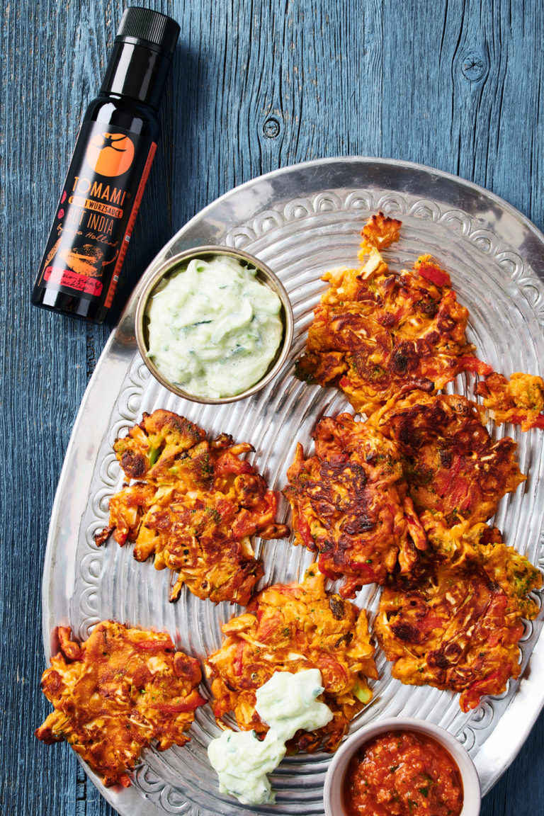 Teaser TOMAMI VEGETABLE FRITTERS with Hot India Dip and Cucumber Raita