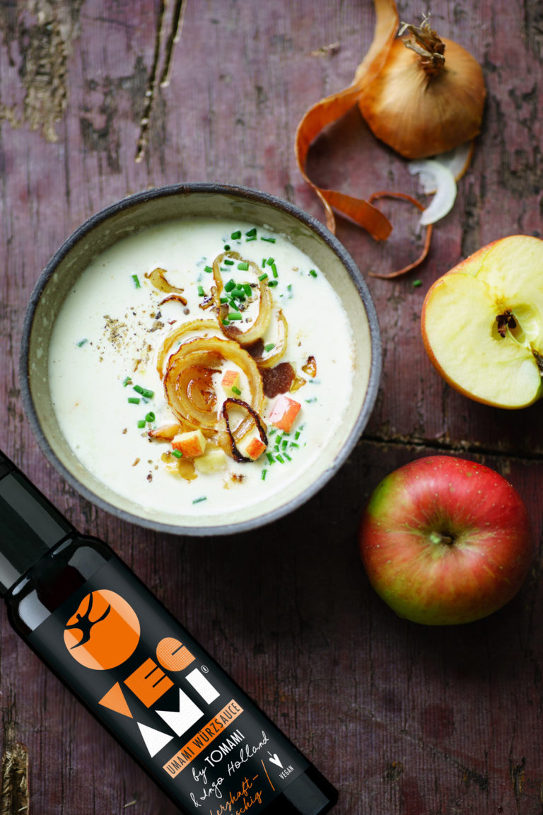 Teaser Zwiebelsuppe mit Apfel-Zwiebel-Vegami-Topping