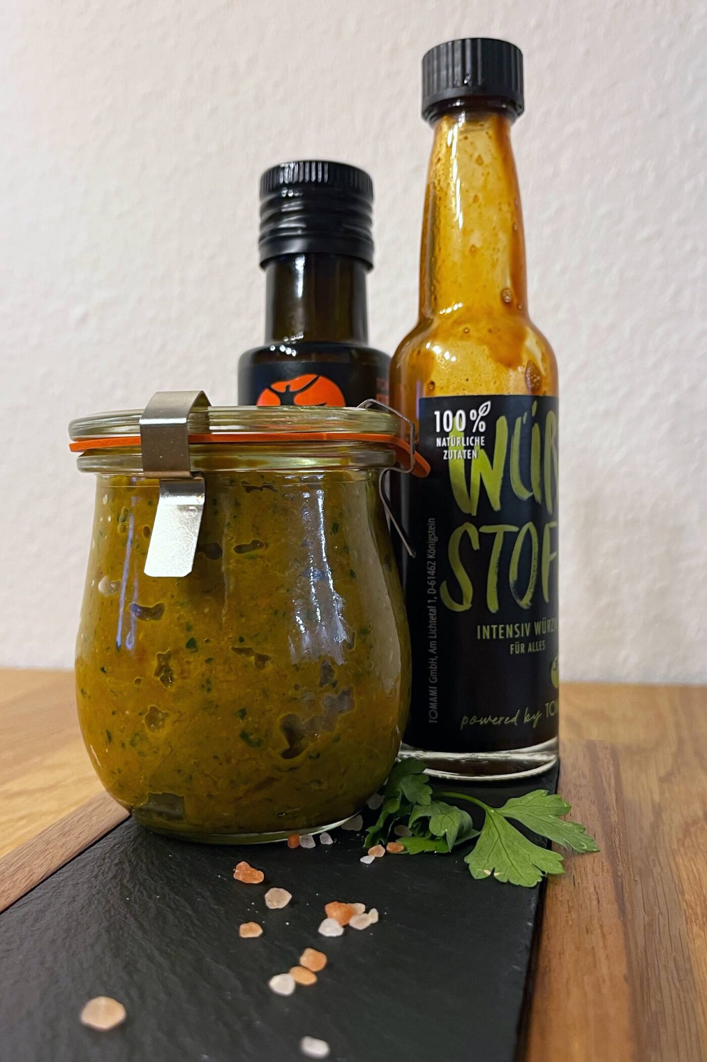 Gemüsepaste im Glas und TOMAMI Würzstoff